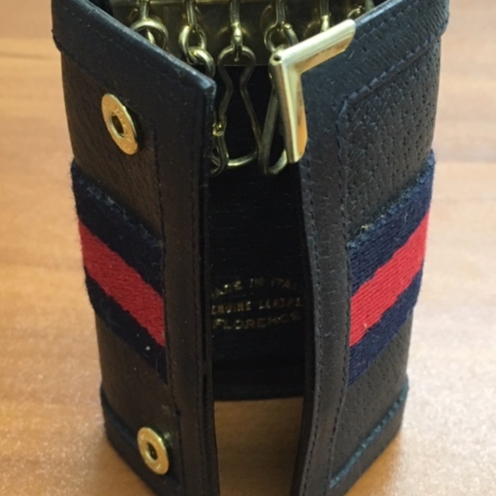 Italian Key Case - Picture 2 of 2